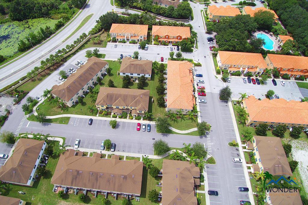 كيسيمي Four Bedrooms Townhome 5119 المظهر الخارجي الصورة