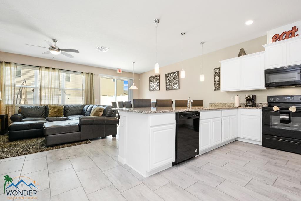 كيسيمي Four Bedrooms Townhome 5119 المظهر الخارجي الصورة